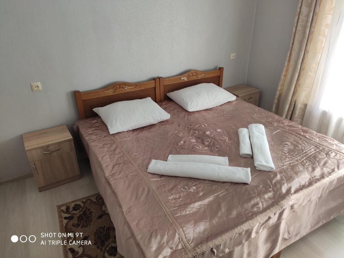 Nino & Zurabi Guest House Kazbegi Bagian luar foto